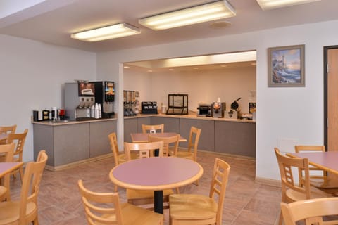 Food and drinks, Continental breakfast