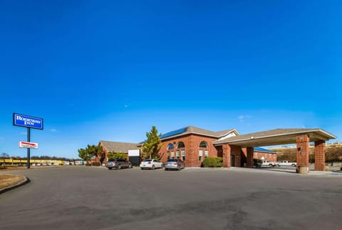 Property building, On site