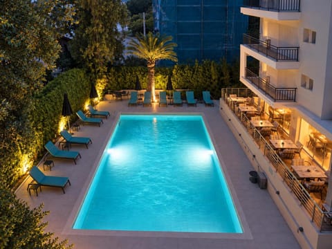 Property building, Swimming pool