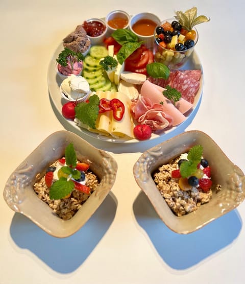 Food and drinks, Breakfast