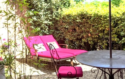 Garden, sunbed
