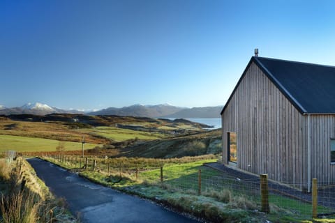 Property building, Natural landscape, Mountain view, Sea view