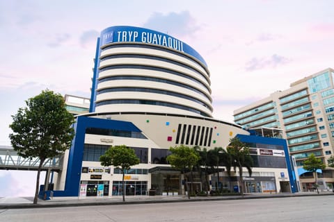 Property building, Facade/entrance, Day, Property logo or sign, Shopping Area