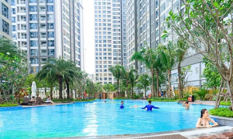 Pool view, Swimming pool