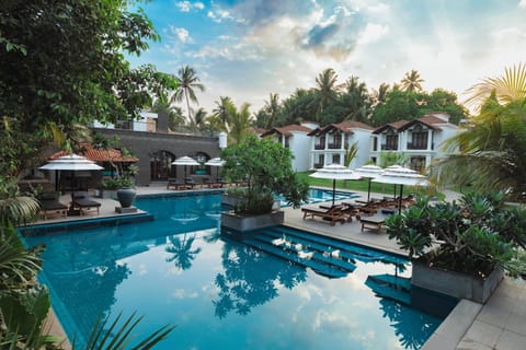 Natural landscape, Garden, Pool view, Swimming pool, sunbed