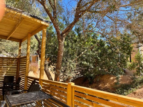 Patio, Balcony/Terrace