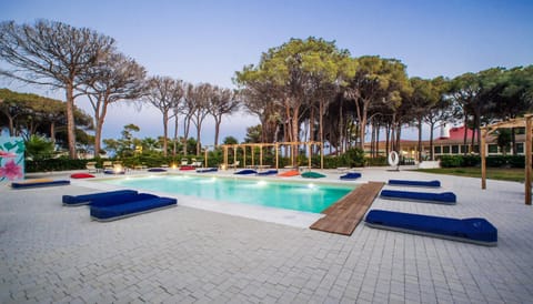 Pool view, Swimming pool, Swimming pool