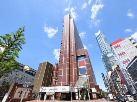 Property building, Day
