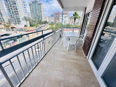 A564 - María B - 2004 Finestrat s.l. Apartment in Benidorm