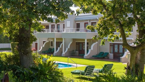 Property building, Facade/entrance, Garden, Swimming pool