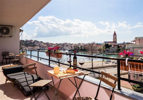 Balcony/Terrace, City view, Sea view