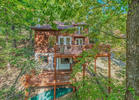 Property building, Day, Natural landscape