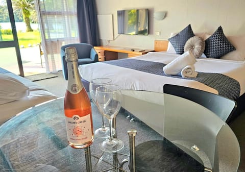 Haruru Falls Motel & Conference Centre Resort in Northland