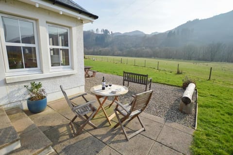 Patio, Neighbourhood, Natural landscape, BBQ facilities, Garden, Balcony/Terrace, Mountain view