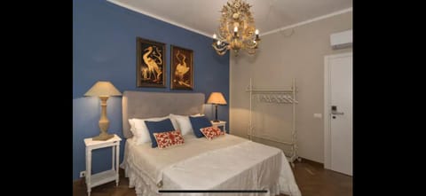 the river Apartment in Pisa