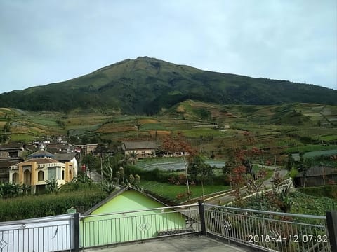 Nearby landmark, Natural landscape, Landmark view