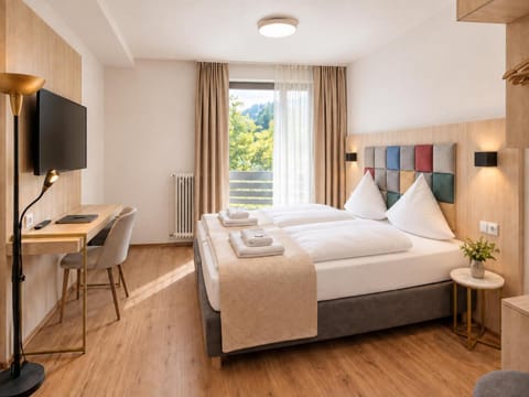 Bathroom, Photo of the whole room, Bedroom