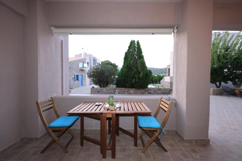 Patio, View (from property/room), Balcony/Terrace