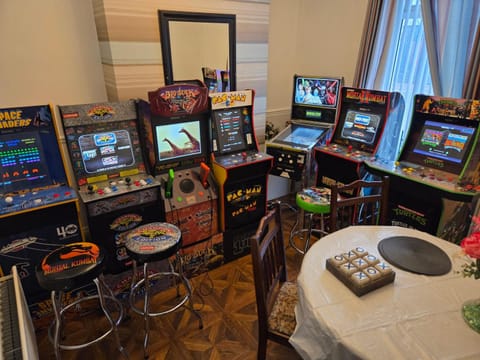 Titanic Sailortown Belfast City Centre townhouse House in Belfast