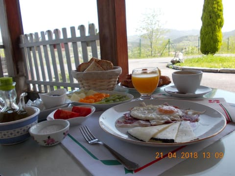 Breakfast