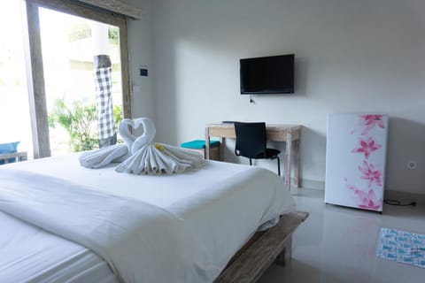 Communal lounge/ TV room, Bed, TV and multimedia, Photo of the whole room, Bedroom