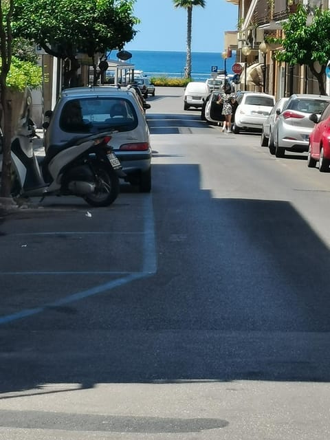 Neighbourhood, Sea view, Street view