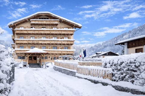 Property building, Winter