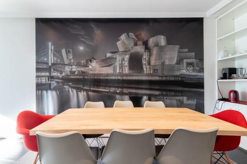 Communal lounge/ TV room, Decorative detail, Dining area, Meeting/conference room