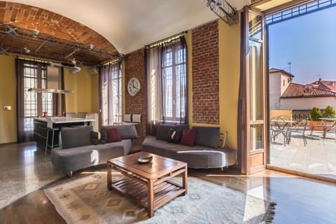 Coffee/tea facilities, Balcony/Terrace, Balcony/Terrace, Kitchen or kitchenette, Living room, Dining area