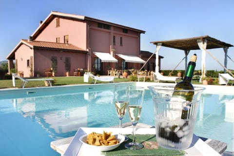Property building, Food and drinks, Pool view, Swimming pool