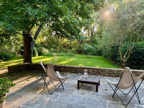 Patio, Day, Garden, Garden view