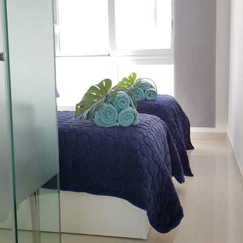 Photo of the whole room, Bedroom, Garden view, Pool view