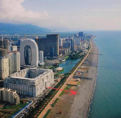 Property building, Bird's eye view, Location