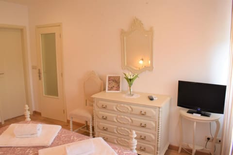 Casa da Romeira House in Viana do Castelo District, Portugal