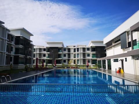Property building, Swimming pool