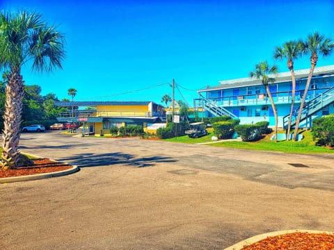 Property building, Parking