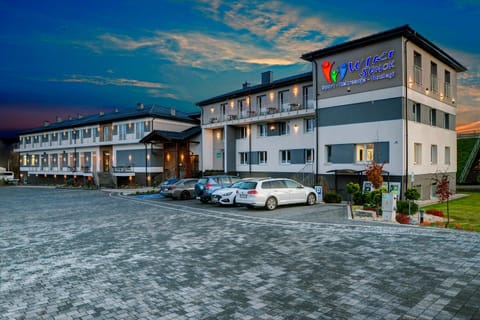 Property building, Parking