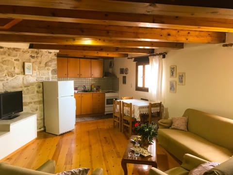 Antonia’s Home Alfa Village Country House in Crete