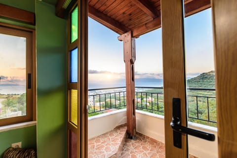 Natural landscape, Mountain view, Sea view