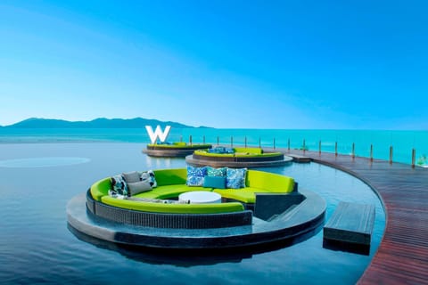 Property building, Lounge or bar, Sea view