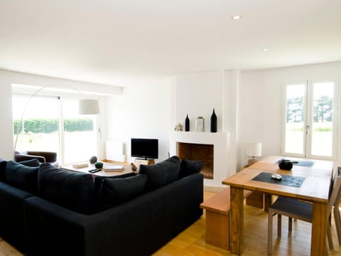 Maison récente 4 chambres, vue mer, jardin, 8 pers - FR-1-418-13 House in Locmaria