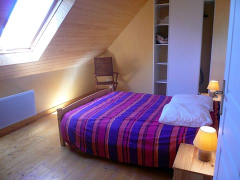 Maison calme 2 chambres, proche plage à Bangor - FR-1-418-32 House in Brittany