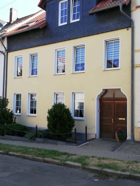 Property building, Facade/entrance, Day, Summer, Street view