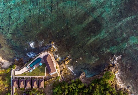 Ombak Bay Lembongan Campground/
RV Resort in Nusapenida