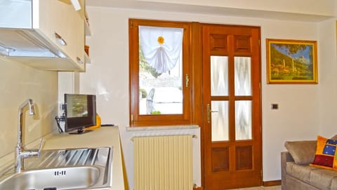 TV and multimedia, Kitchen or kitchenette, Other