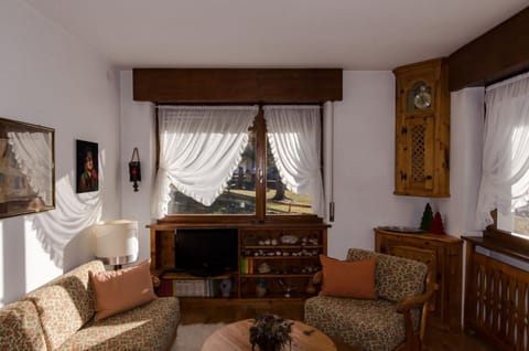 Overlooking the Dolomites Apartment in Cortina d Ampezzo