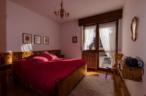 Overlooking the Dolomites Apartment in Cortina d Ampezzo