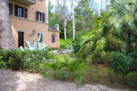 Sabina Trilo Sirolo, in centro con posto auto Apartment in Sirolo