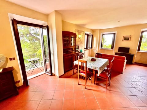 Sabina Trilo Sirolo, in centro con posto auto Apartment in Sirolo