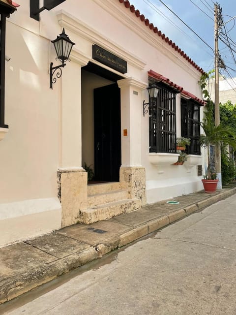 Property building, Street view